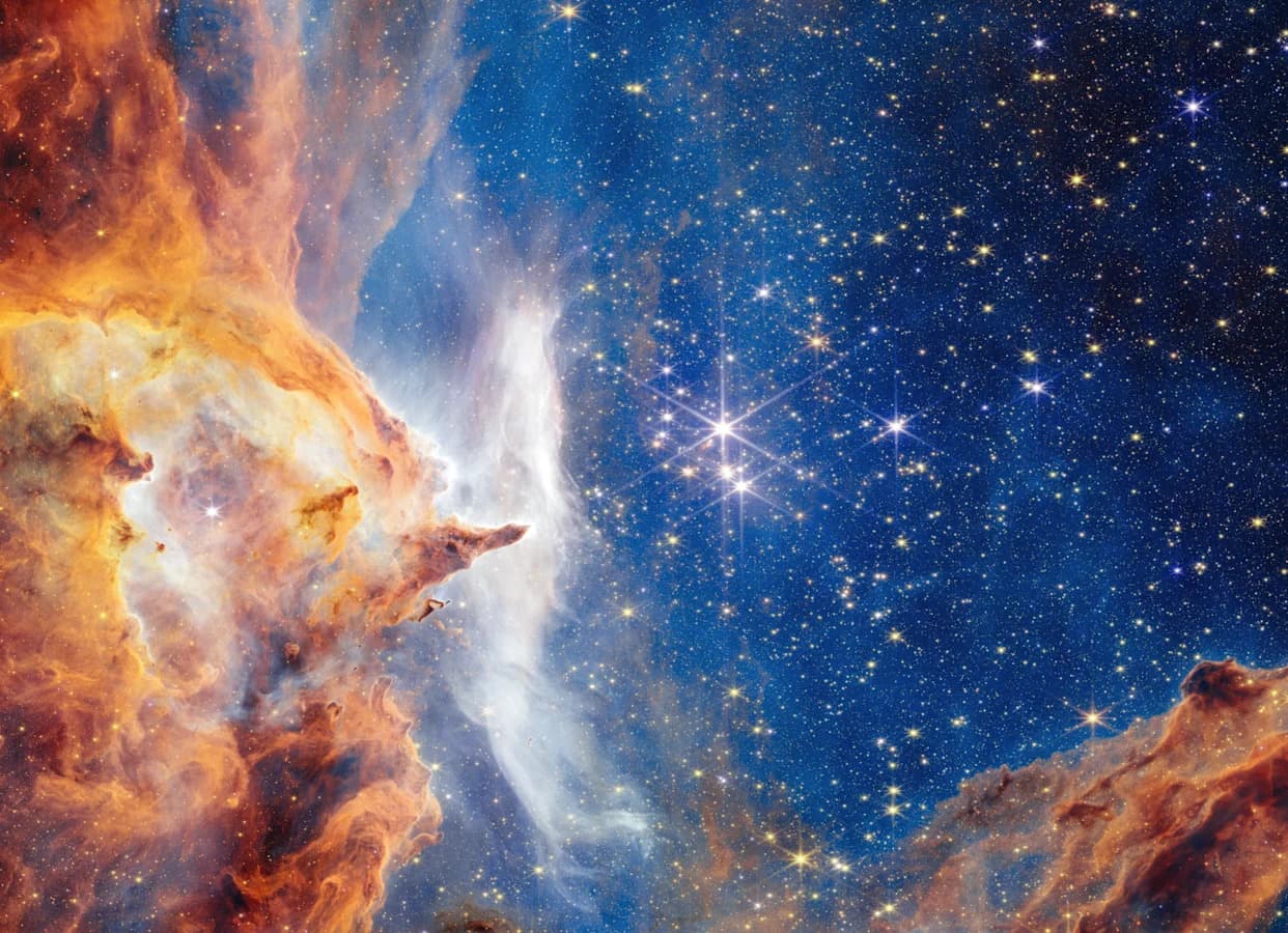 JWST Otkriva „Vatrenu Oluju“ Rađanja Zvezda u Lobster Maglini (NGC 6357)