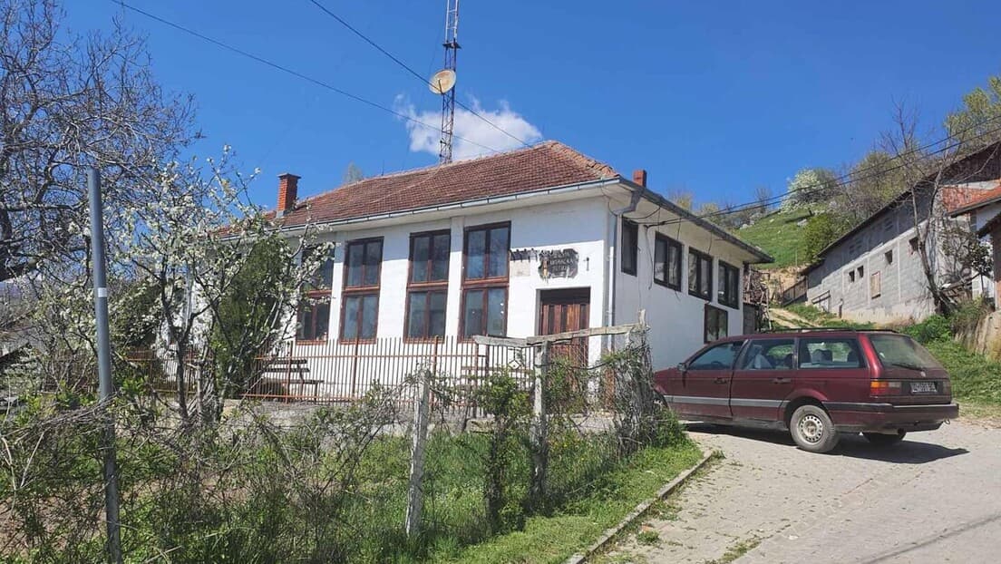 Rešeno nakon dijaloga EU: Ambulante u Suvom Grlu i Banjama ponovo rade