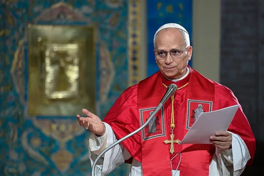 Papa Leo Upozorava: Veštačka Inteligencija Ne Sme Potisnuti Ljudskost