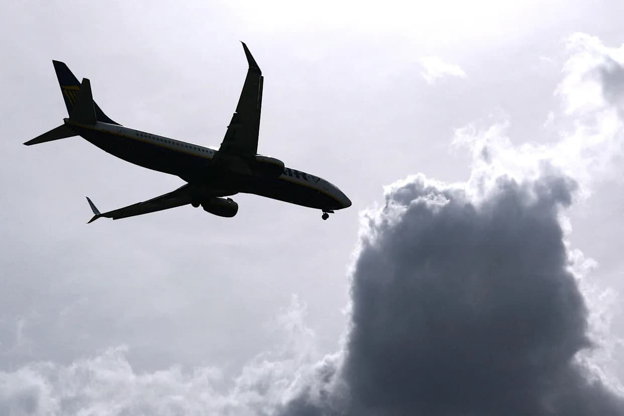 EU Razmatra Uvoz Avionskog Goriva Iz SAD i Minimalne Hitne Rezerve Dok Kriza u Hormuzu Pritišće Snabdevanje