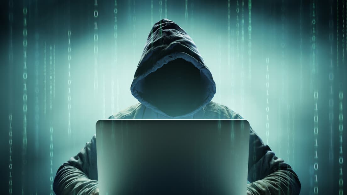 Masovne dojave o bombama: 24 škole u Crnoj Gori, dojava i na Aerodrom Podgorica; niz pretnji i u Hrvatskoj