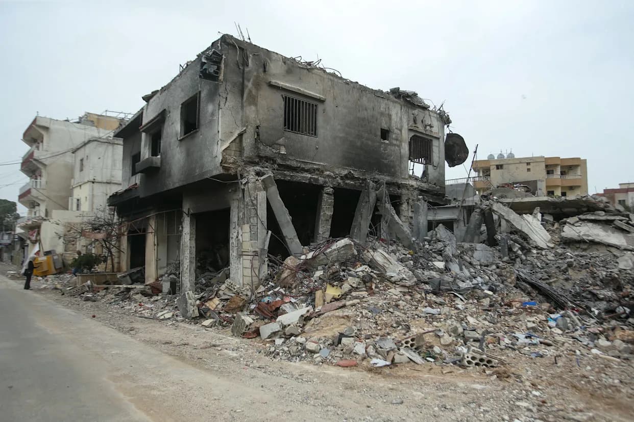 Četiri Poginula u Napadima na Jug Libana — Novinarke Ranjene i Navodno Opkoljene u At‑Tiri