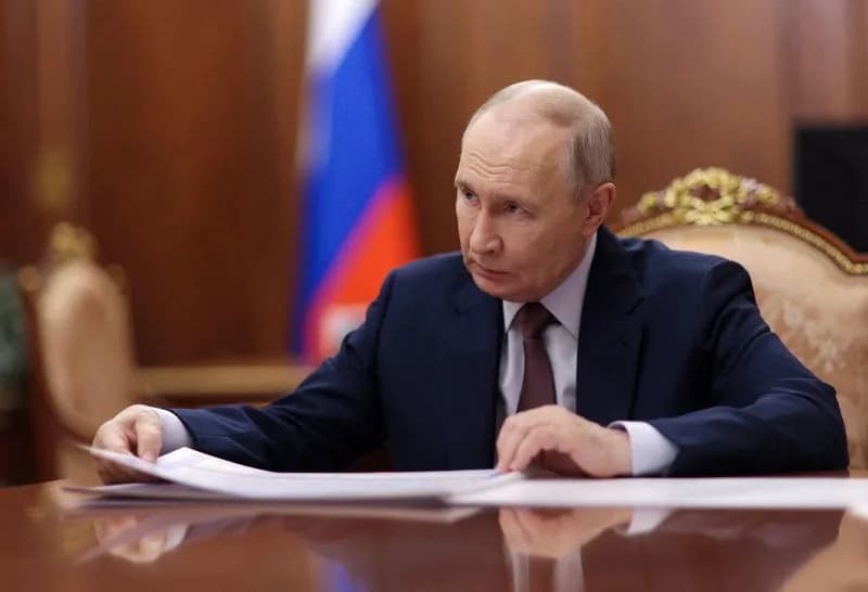 Putin Oštro Kritikuje Prethodno Rukovodstvo MOK‑a: "Sramotno I Kukavičko"