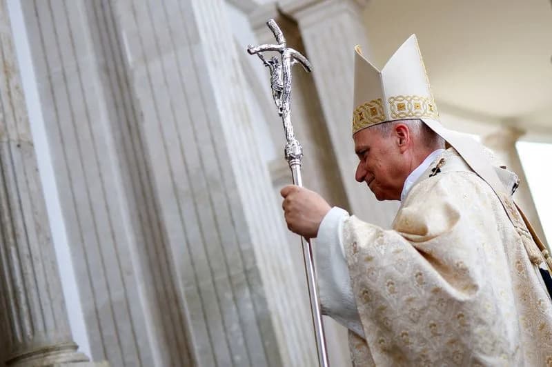 Papa Leo U Zatvoru U Bati: Zatvorenici Skandirali "Sloboda" Dok Je Kiša Padala