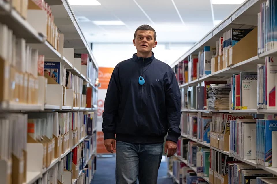 I Swear — Dirljiva, Ponekad Previše Sentimentalna Biografija Koju Spašava Vrhunska Gluma