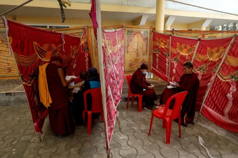 Tibetanci u izgnanstvu glasaju u 27 zemalja dok Peking osudjuje izbore kao „farzu“