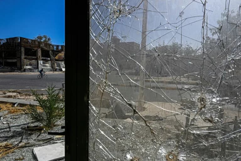 Spasioci Hartuma: Kako Volonteri Održavaju Grad Na Noge Tokom Rata