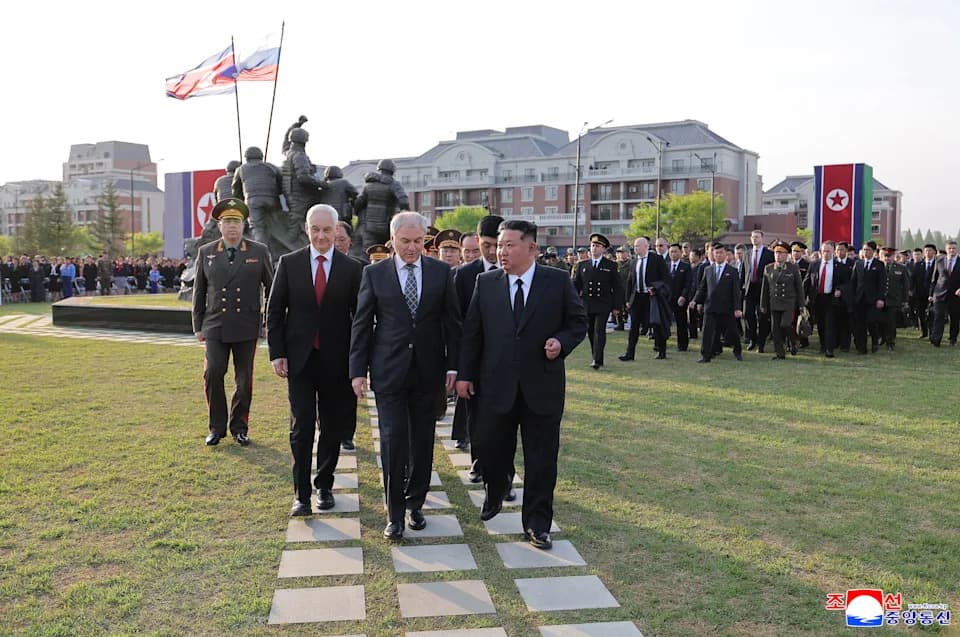 Severna Koreja Otvorila Memorijalni Muzej Za Poginule Vojnike Poslate U Rat Rusije I Ukrajine