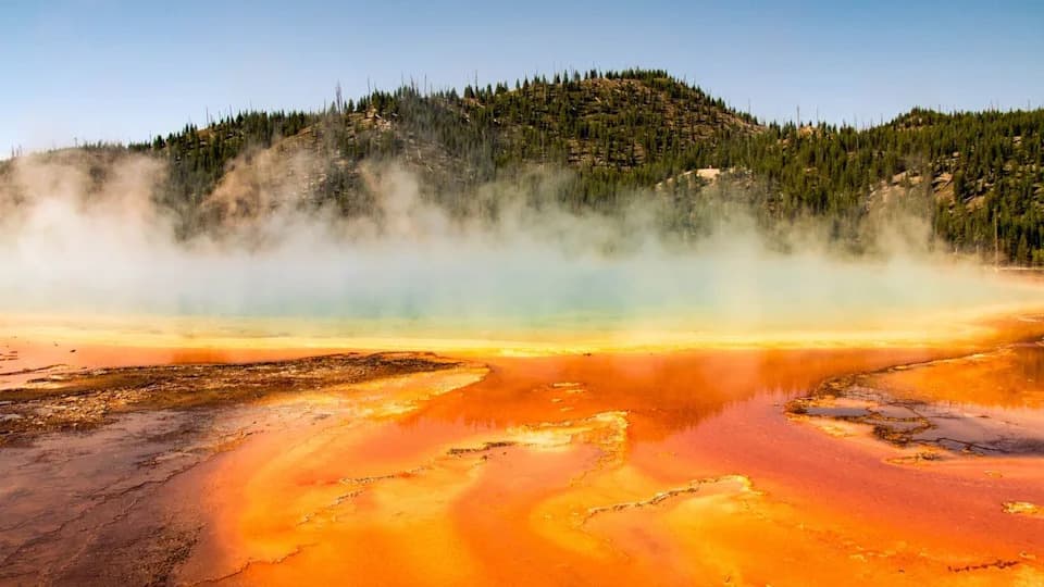Nova studija: Yellowstone Možda Nije Napajan Mantl‑Pljuvom — Tektonika Otvara Put Magmi