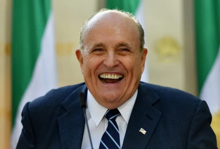 Rudy Giuliani Hospitalizovan u 'kritičnom, ali stabilnom' stanju — portparol traži molitve