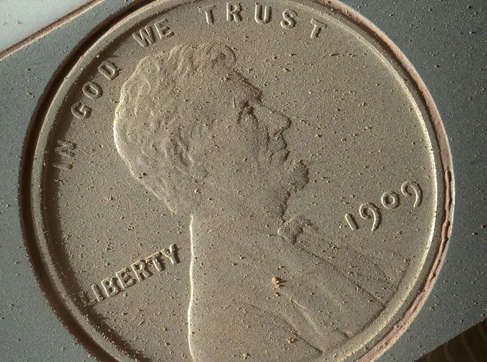 Zašto Curiosity Na Marsu Ima 'Srećan Penny'? Pogled Na Novčić Koji Je Prešao Milione Milja