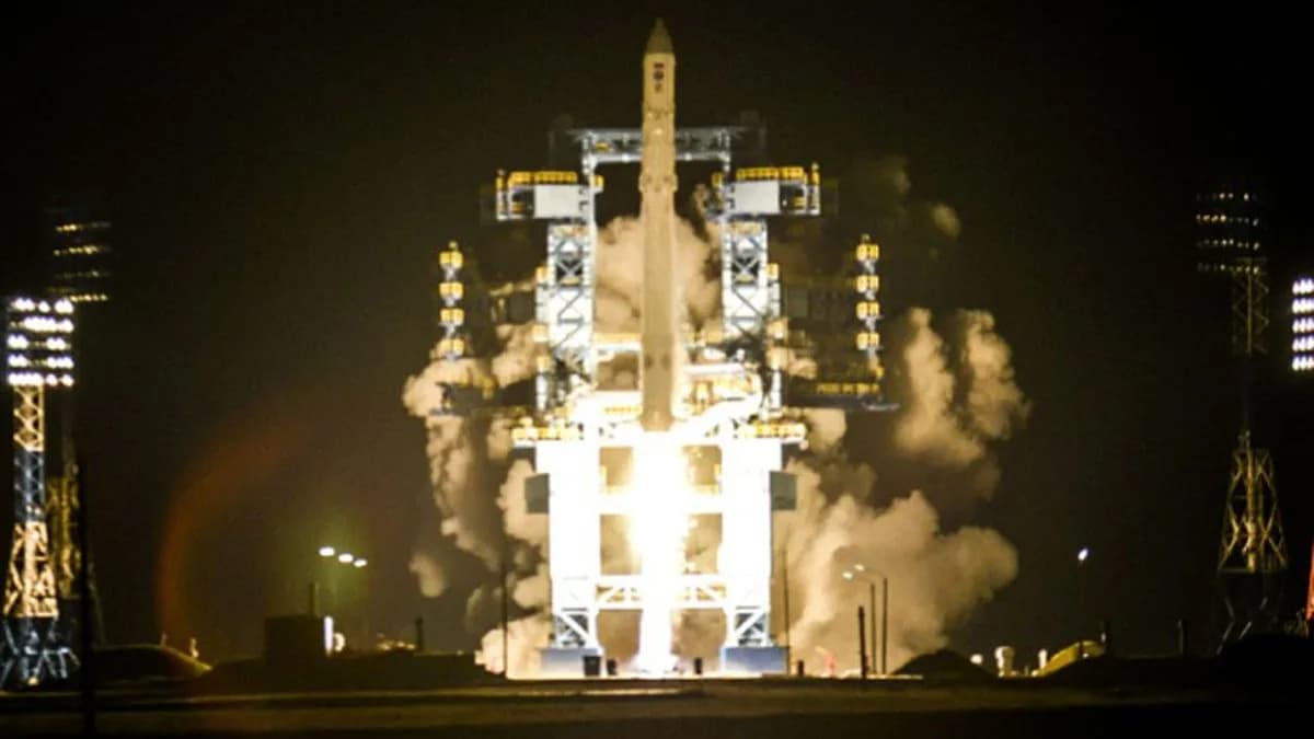 Samo ~3 Metra Razmaka: Dva ruska satelita izvela sofisticirane orbitalne manevre