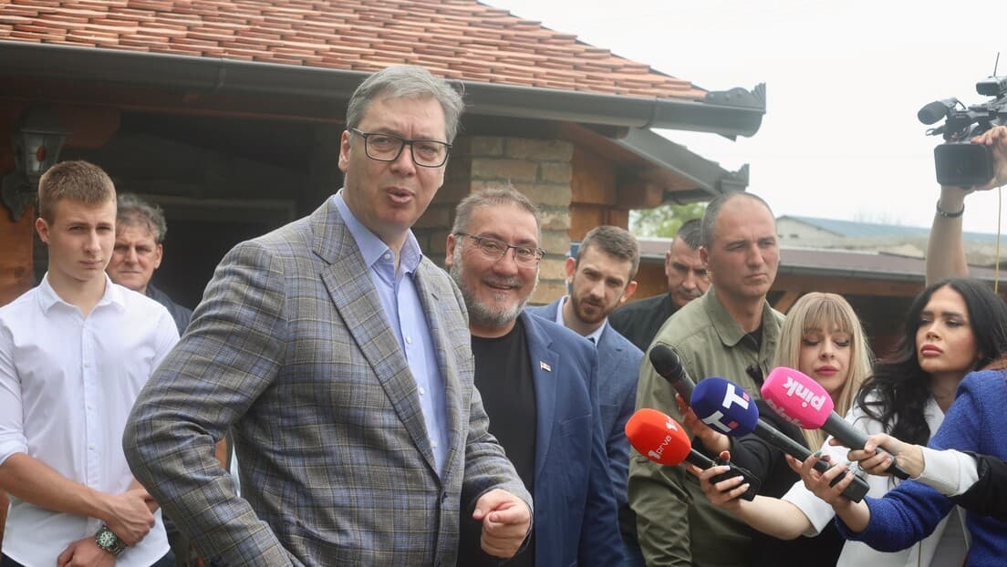 Vučić MOL-u: Ako želite NIS, rafinerija u Pančevu mora da radi