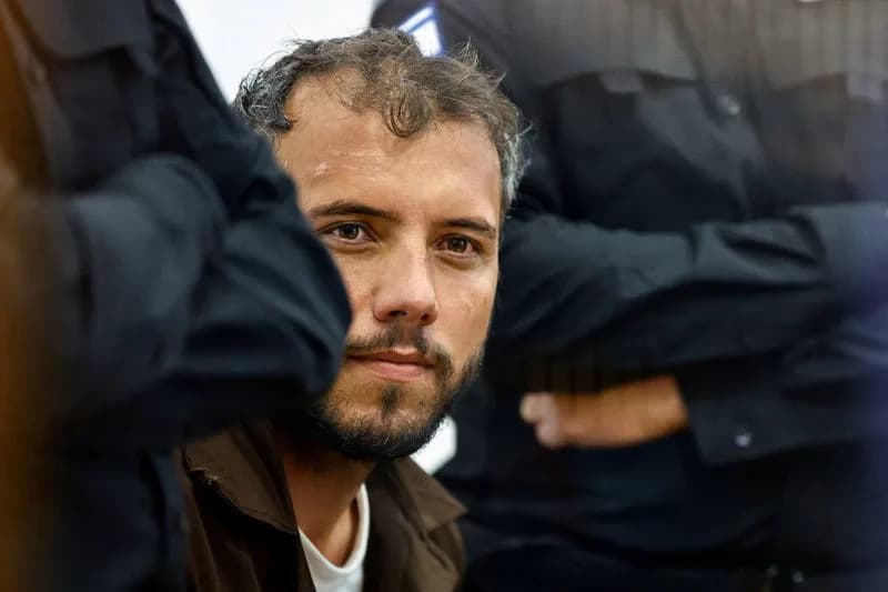 Izrael Deportovao Dvojicu Aktivista Uhapšenih Na Flotili Za Gazu — Oni Kažu Da Su Bili Na Humanitarnoj Misiji