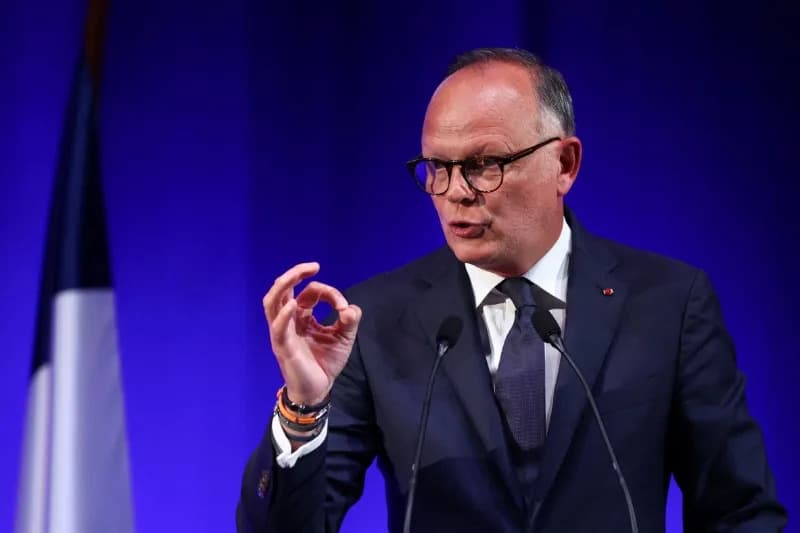 Sudijska Istraga Protiv Edouarda Philippea Zbog Optužbi Za Korupciju i Iznudu