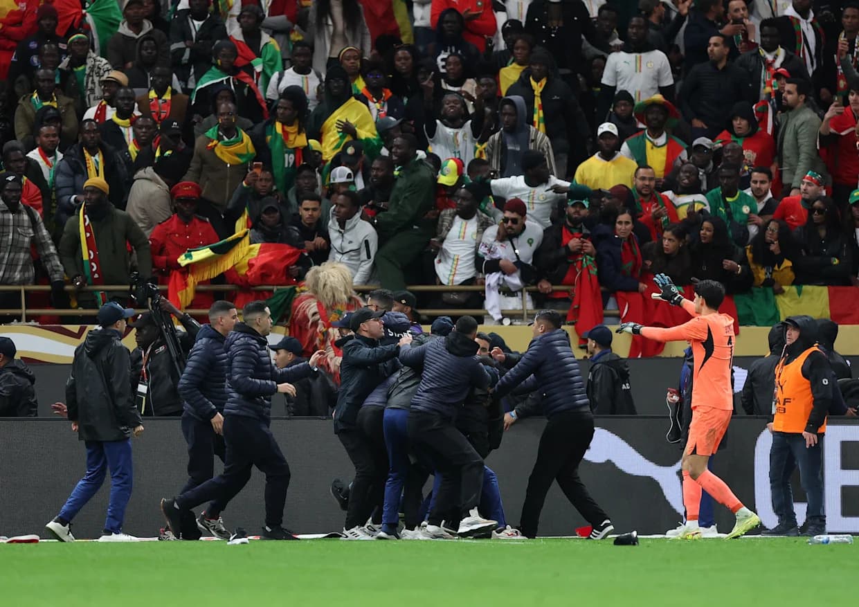 Kralj Maroka pomilovao senegalske navijače osuđene posle nereda na finalu AFCON-a