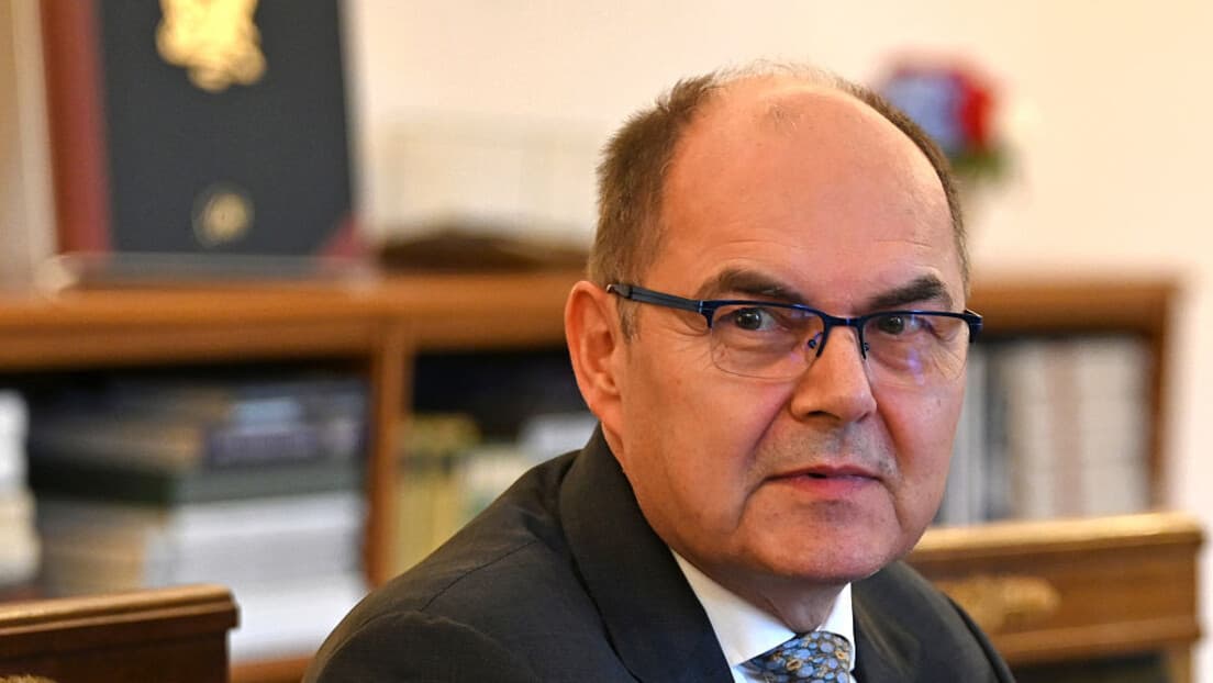Kraj ere „vicekraljeva“ u BiH? Narodna Skupština RS Traži Zatvaranje OHR-a Nakon Šmitove Ostavke
