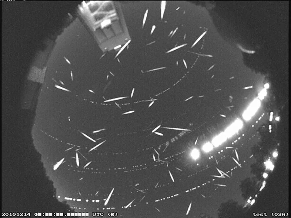 Vatrena lopta nad Bostonom: meteor se raspao iznad obale, sonični udar odjeknuo Masačusetsom