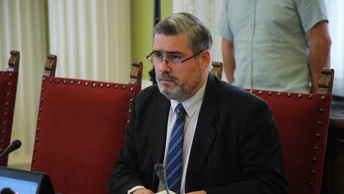 Starović Demantuje: Nema Planova Za Uvođenje Viza Ruskim Državljanima