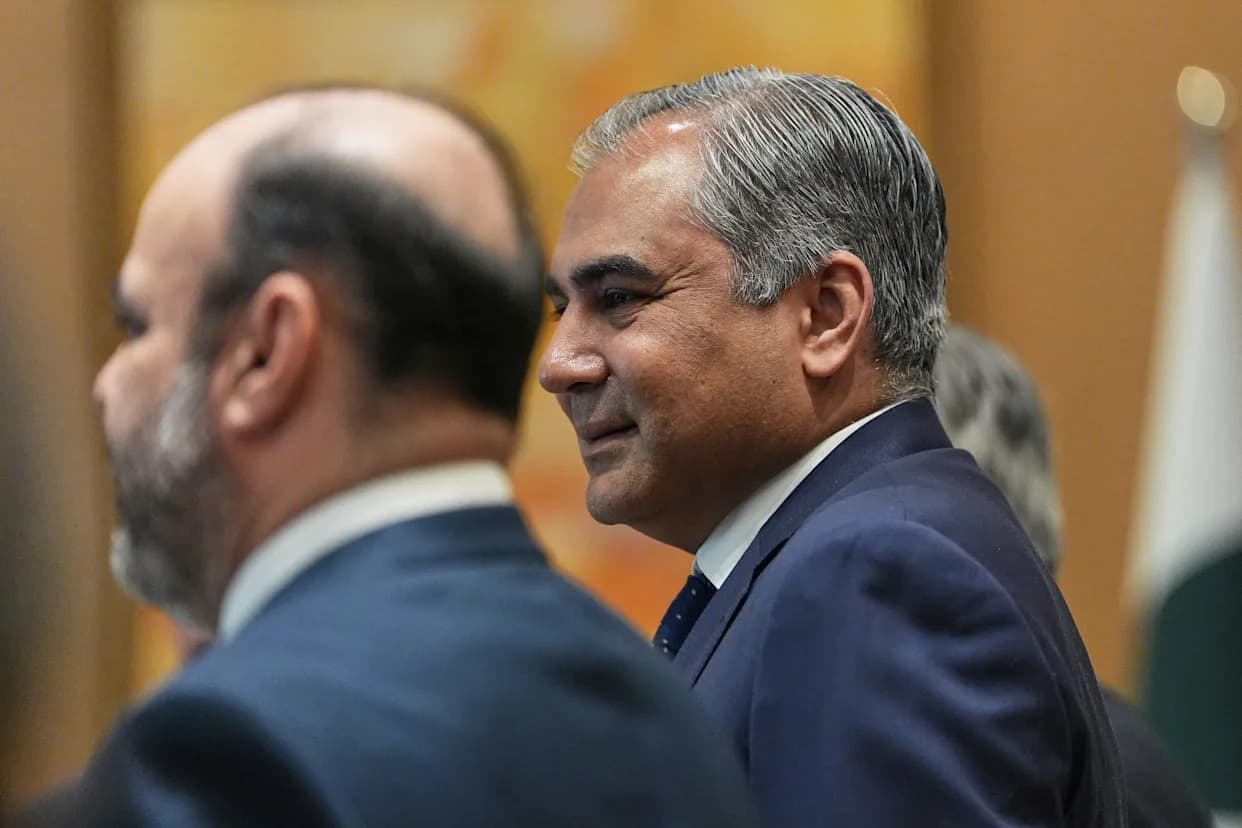 Naqvi U Teheranu Sa "Posebnim Pismom" Za Vrhovnog Vođu — Diplomatska Misija Usred 100‑Dnevnog Sukoba