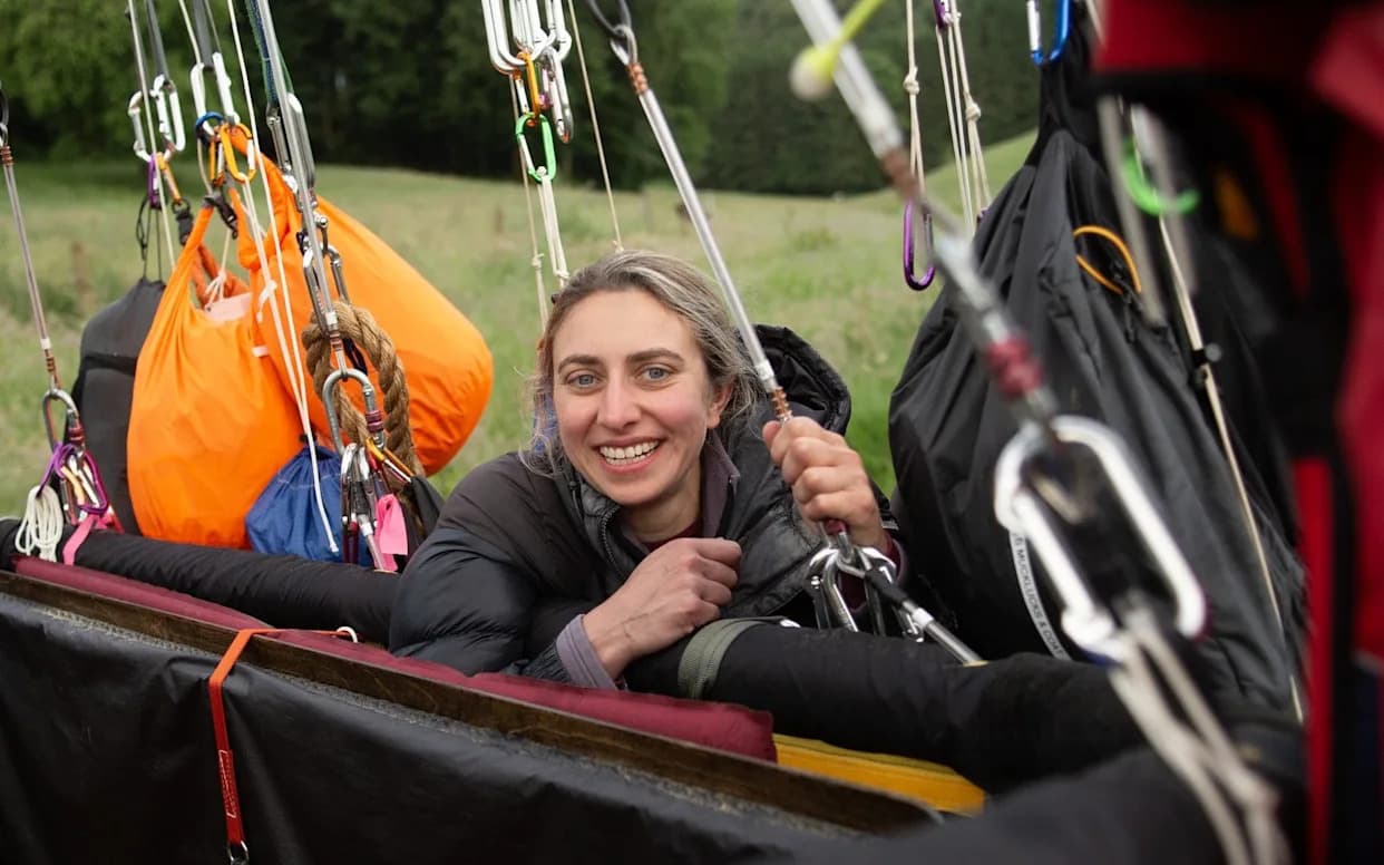 Prva Britanka Preletela Atlantik Hidrogenskim Balonom — Alicia Hempleman-Adams Završila 70-časovni Let