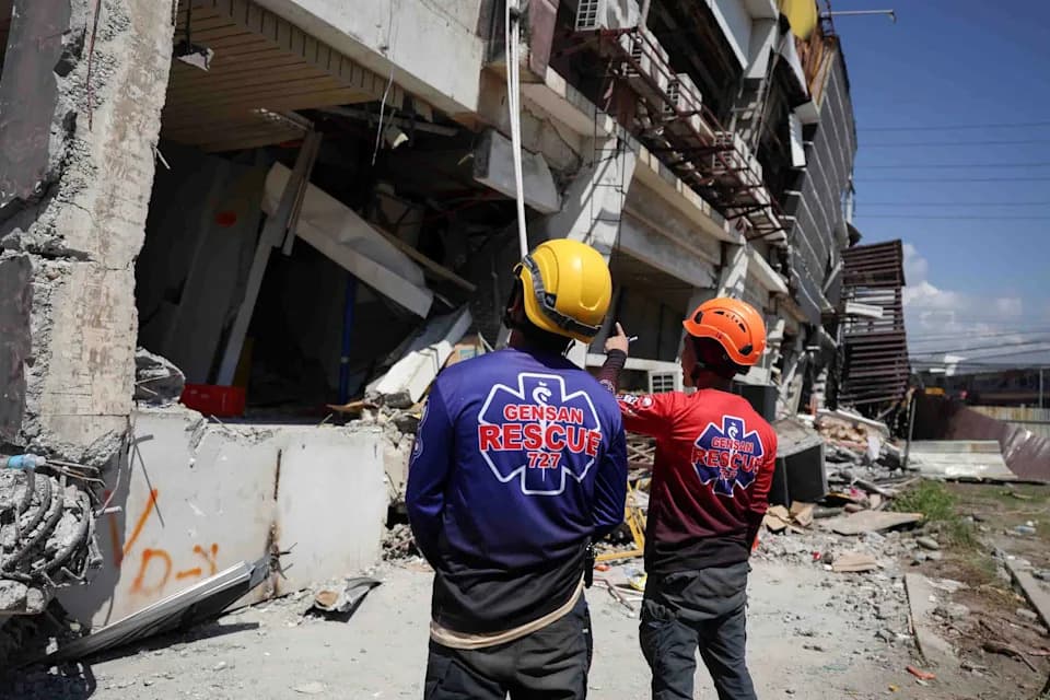 Jak Zemljotres Magnitude 7,8 Pogodio Jug Filipina: Najmanje 37 Poginulih, Više Od 20.000 Raseljenih