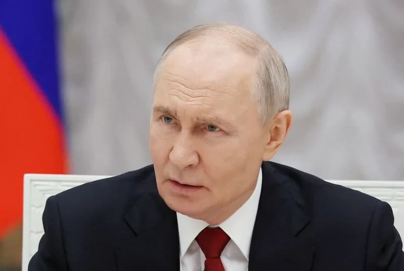 Putin: Rusija razvija satelitski sistem za upravljanje borbenim dronovima, potpisan dekret o veličini vojske