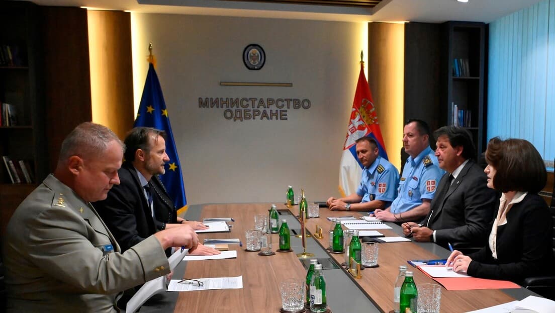 Gašić i ambasador EU: Najviši nivo usaglašenosti spoljnih politika Srbije sa Briselom od 2014.