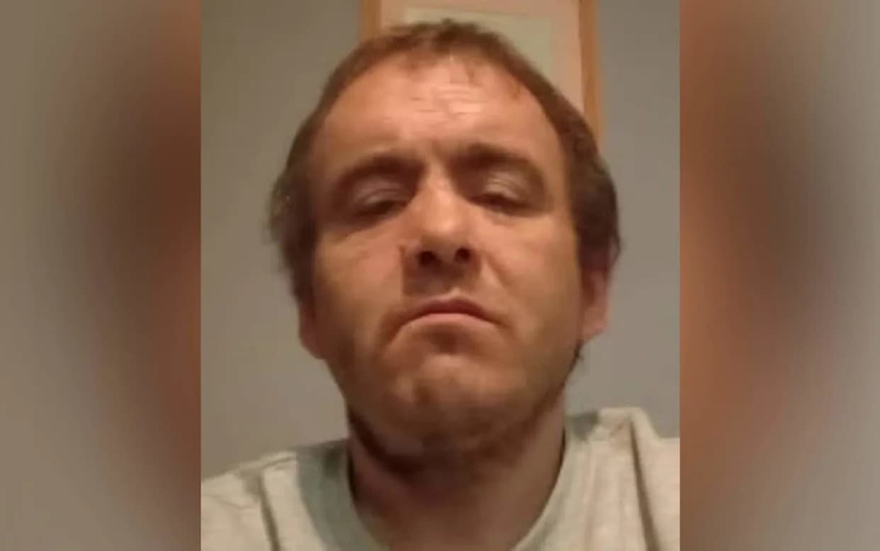 Teški Napad u Belfastu: Stephen Ogilvie Izgubio Levo Oko, Optužen 30‑Godišnjak