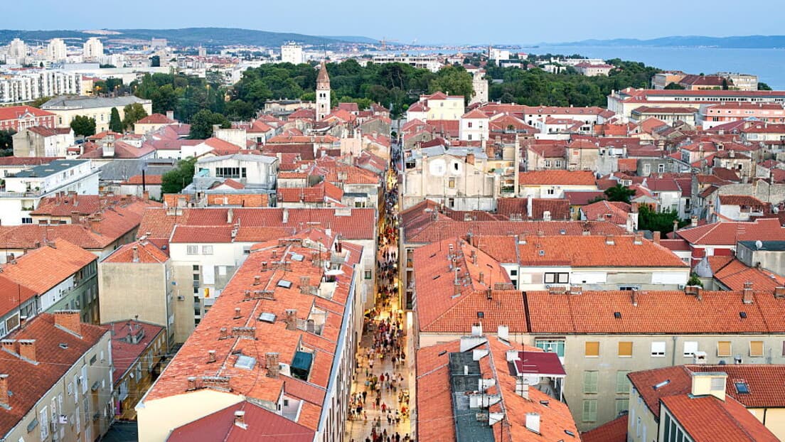 Nacistički Pozdravi U Zadru: Dvojica Mladića Kažnjena Sa Po 700 €
