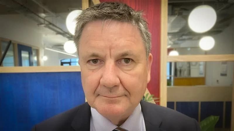 Šef UK Regulatora Za Podatke I AI John Edwards Podneo Ostavku Nakon Istrage