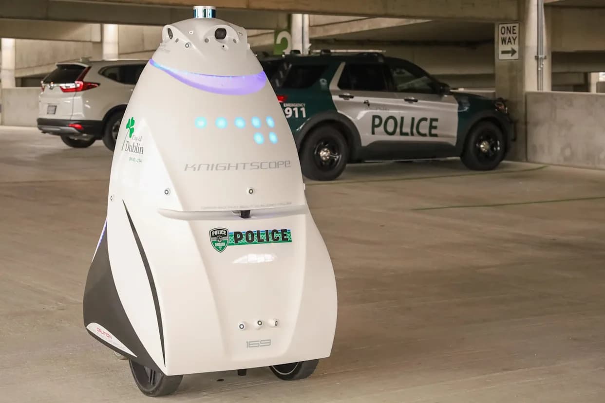 $67,548: DubBot — Robot-policajac iz Dablina 'penzionisan' nakon 10 meseci bez hapšenja