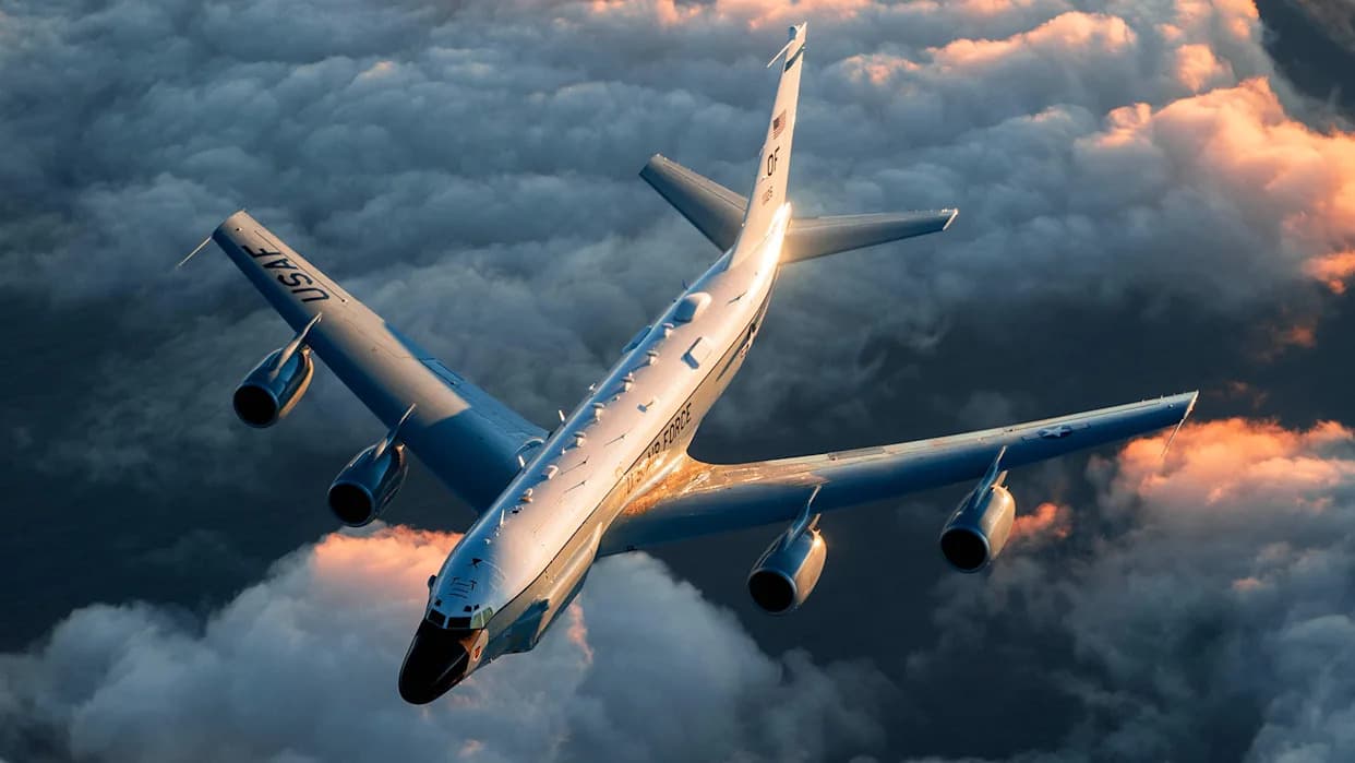 RC-135 Rivet Joint Može Kontrolisati Dronove i Drastično Proširiti Mogućnosti Prikupljanja Podataka