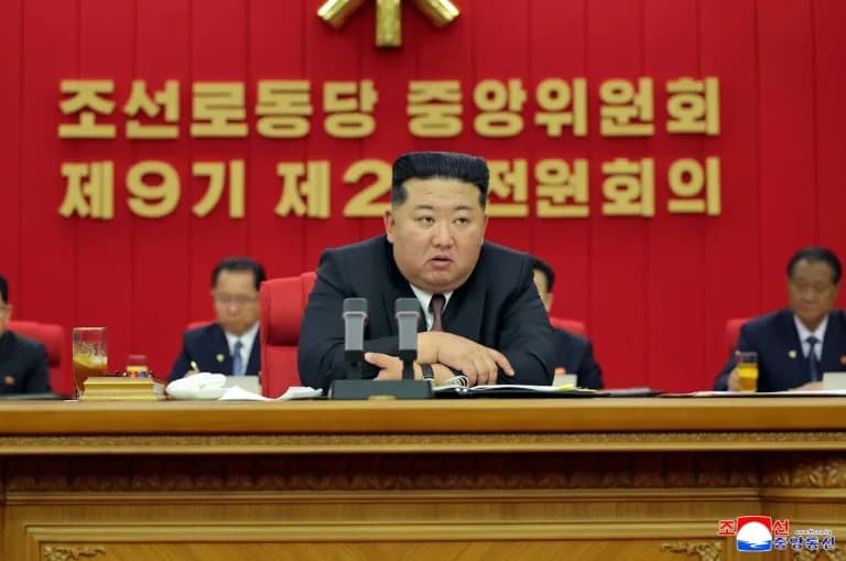 Kim Jong Un Najavljuje Ubrzano Jačanje Vojne Moći: „Region Na Ivici Nuklearnog Rata”