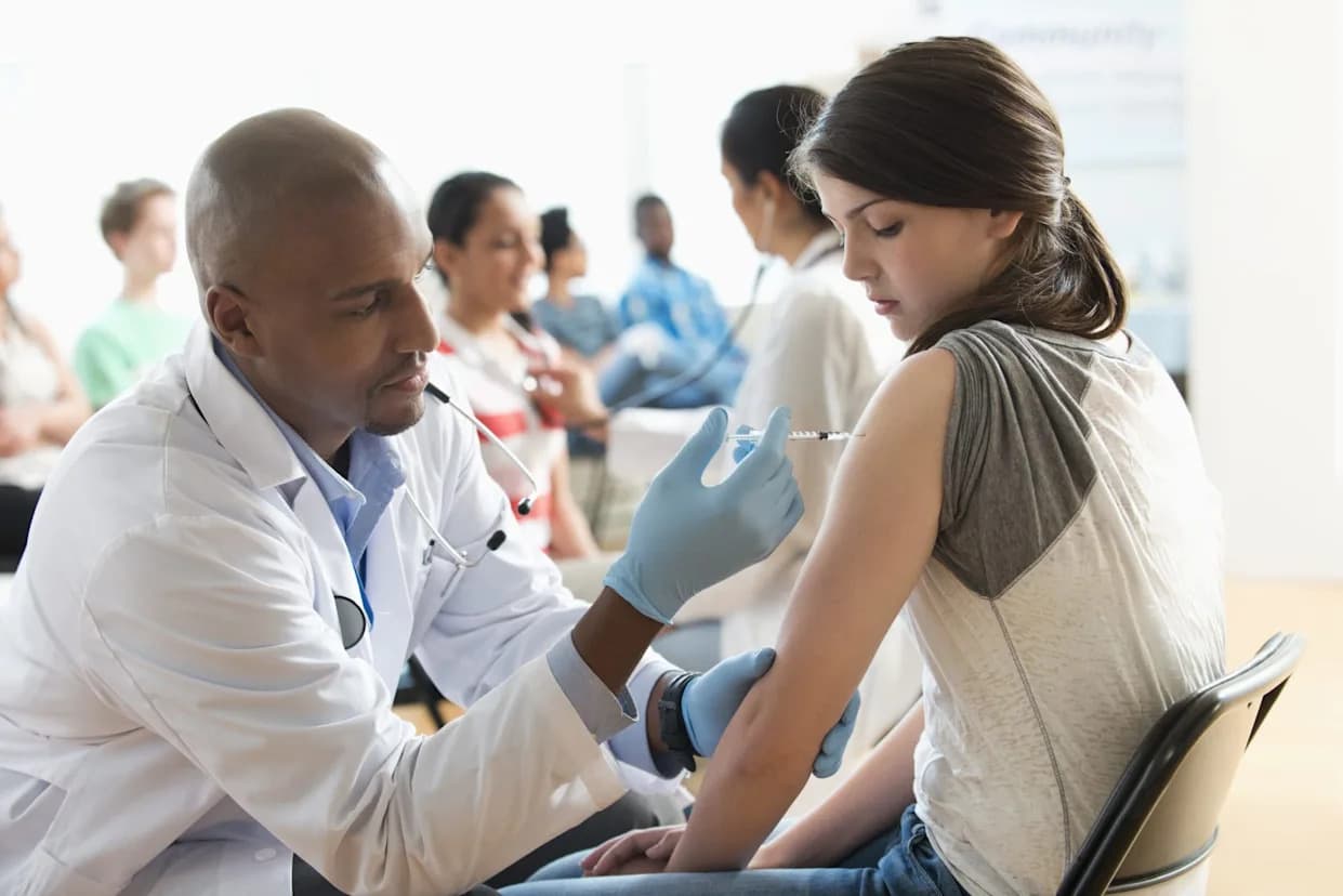 Prvi put bez žrtava: HPV vakcina povezana s nulom smrti mladih žena u Engleskoj