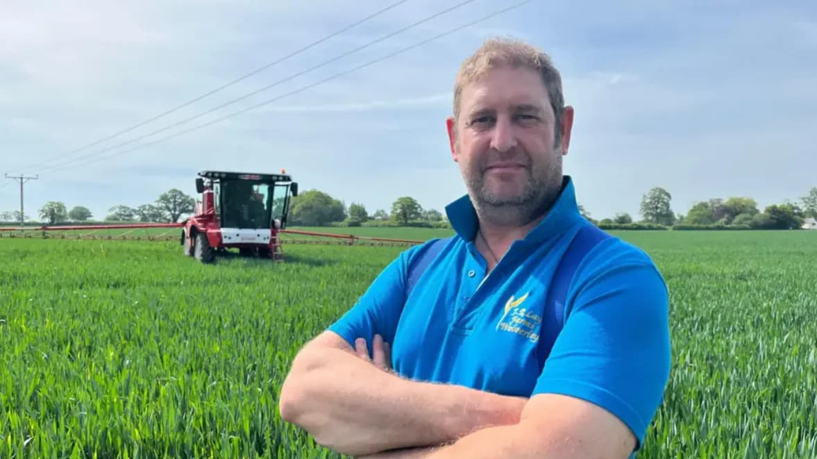 Vrućine Pustoše Njive i Stoku — Farmer iz Shropshirea Očekuje Do 20% Gubitaka