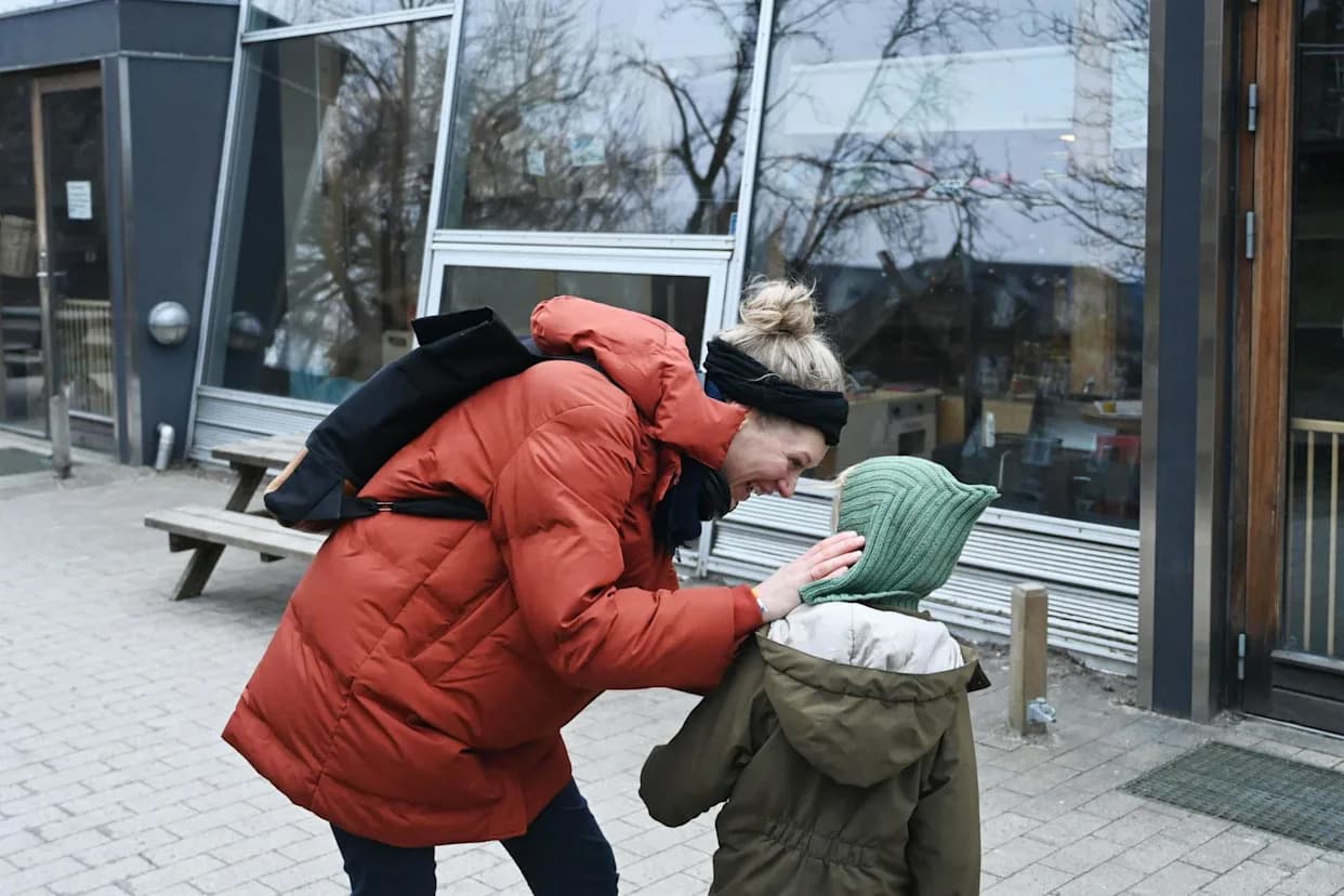Kako Danska Smanjuje „Kaznu Za Majčinstvo“ — Državne Beneficije Nadoknađuju 80% Gubitka Prihoda