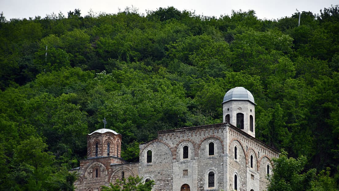 Sećanje na 17 nevino stradalih iz Dojnica kod Prizrena — poziv na istinu i pravdu