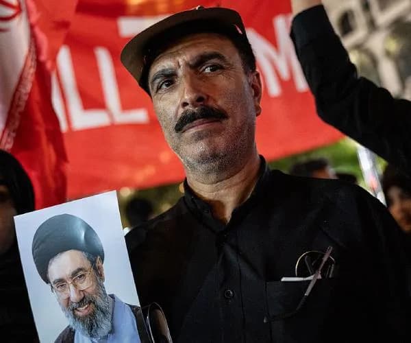 IRGC Savetuje Građane Sedam Zemalja Da Izbegavaju Američke Lokacije; Tvrdnje O Napadima U Zalivu