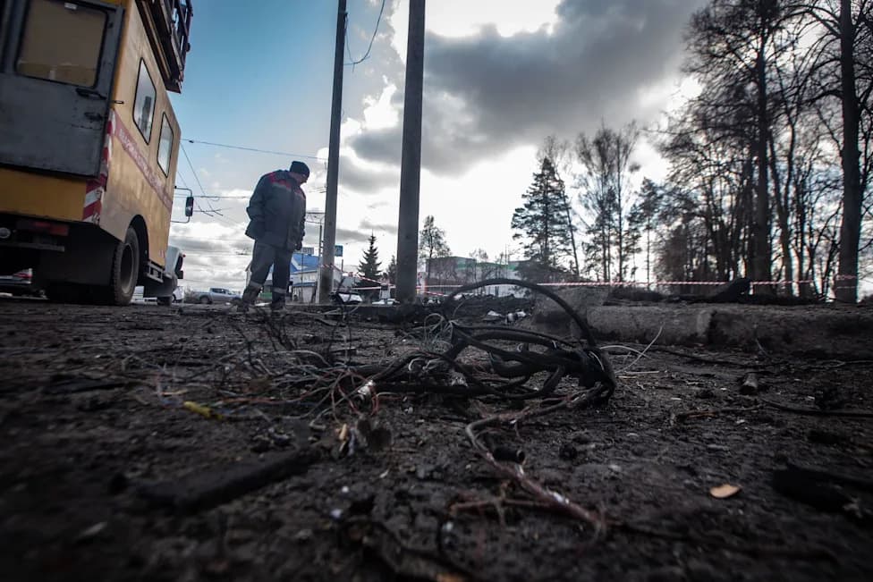 Napad dronova na Sumy: Najmanje dvoje poginulo, troje povređeno