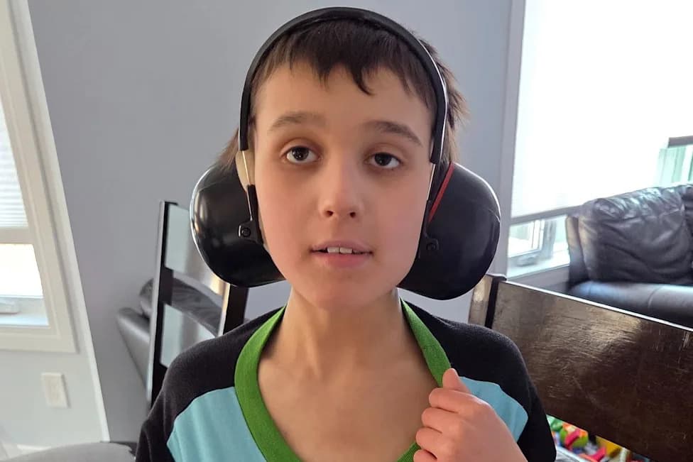 Tragično Otkriveno: Telo 11-Godišnjeg Dečaka Sa Autizmom Pronađeno u Odvodu u Calgaryju
