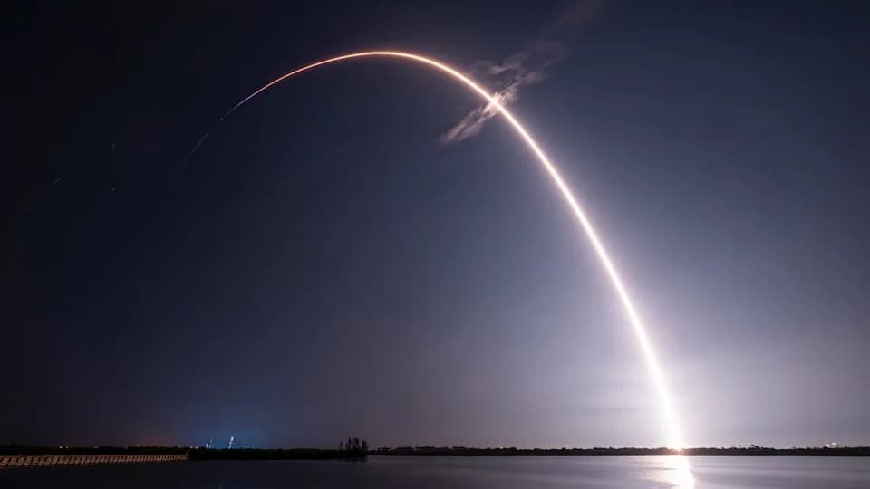 SpaceX Lansira Tri Velika AST SpaceMobile BlueBird Satelita — Pratite Uživo 5. Avgusta