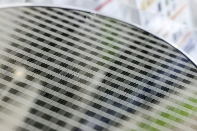 Tajvan pokrenuo istragu protiv 17 firmi finansiranih iz Kine zbog otimanja visokotehnološkog kadra
