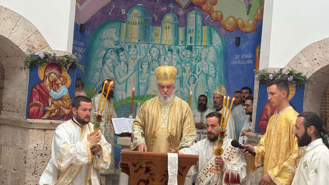 Prebilovci: Arhijerejska liturgija i sećanje na više od 800 srpskih žrtava ustaškog pokolja