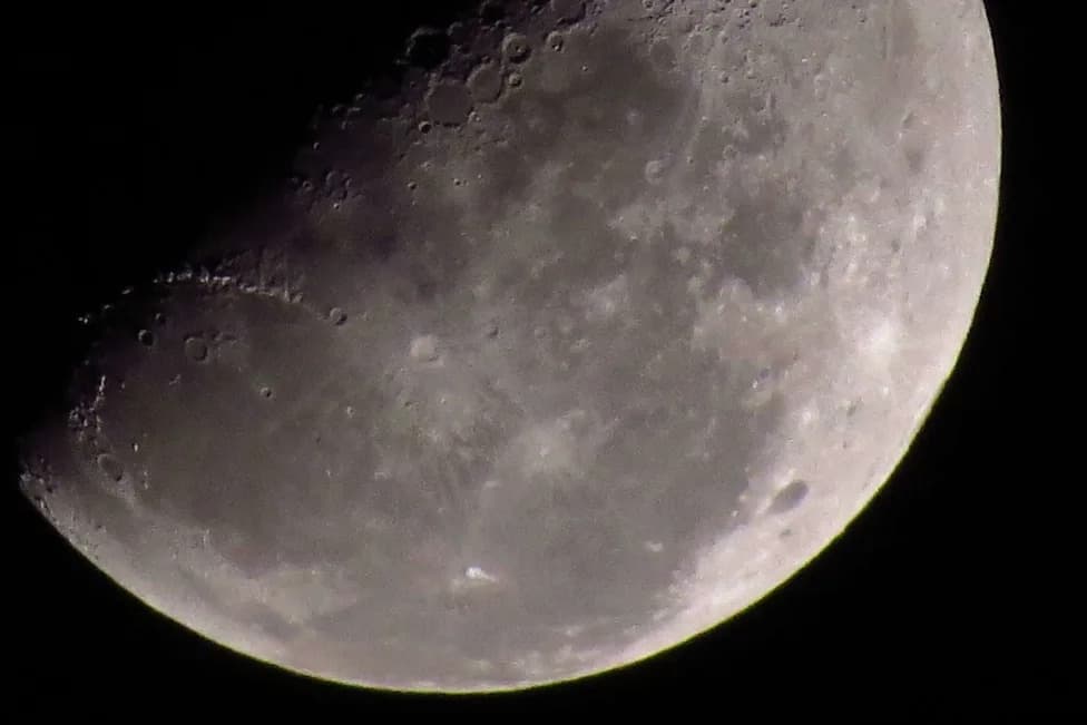 Prve Snimke Mesta Udara SpaceX Segmenta Na Mesecu Objavljene