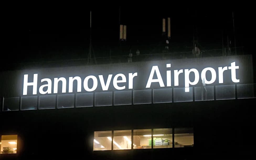 Dron Na Aerodromu Hanover: Letovi Privremeno Obustavljeni, Istraga U Toku