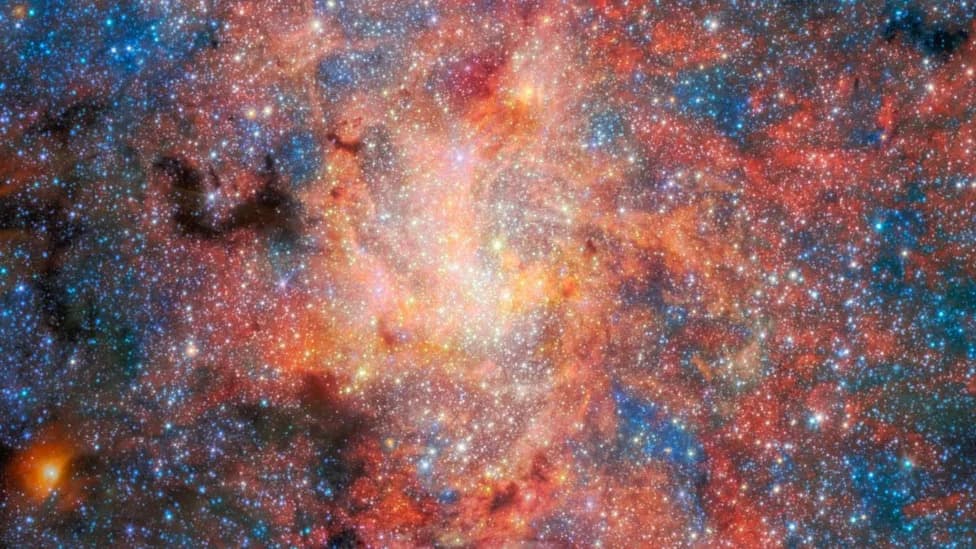 JWST Otkriva Vodu Blizu Supermasivne Crne Rupe: Umiruća Zvezda Obogaćuje Srce Mlečnog Puta
