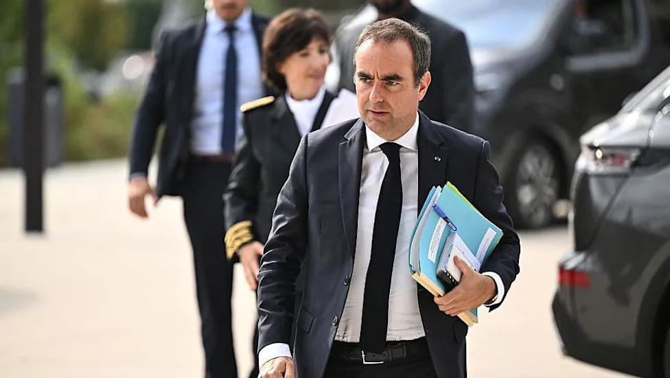 Požari Šire Haos Kroz Evropu — Francuski Premijer Dočekan Povicima U Le Porgeu, Najavljena Pomoć Od 12 Mio €