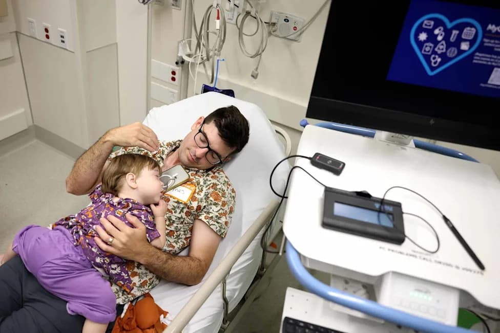 Prva u SAD: 16-mesečni Everett Prima Otarmeni — Genska Terapija Koja Može Vratiti Sluh