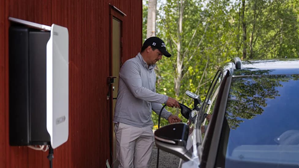 Kako priključeni električni automobili mogu spasiti mrežu i sniziti troškove